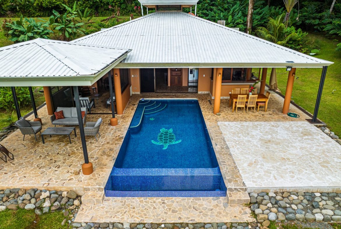 PROPERTY WITH TWO BEDROOMS IN THE MIDDLE OF THE NATURE, IN SAVEGRE – 9 ACRES, Uvita, Costa Rica — photo 3