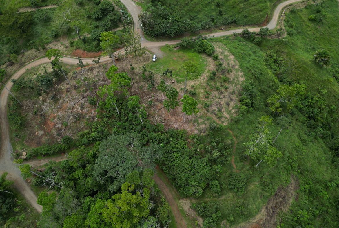 BUILDING PROPERTY WITH A WATERFALL VIEWS, IN SAN SALVADOR – 2.4 ACRES