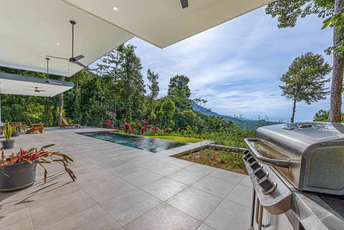 PROPERTY WITH THREE BEDROOM AND PANORAMIC VIEWS OF THE NATURE, IN PORTALON –  1.35 ACRES