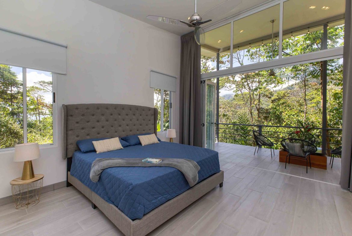 VILLA CHIRRIPO PROPERTY WITH PANORAMIC VIEWS OF THE MOUNTAINS AND SUNSET, IN RIVAS – 8.7 ACRES