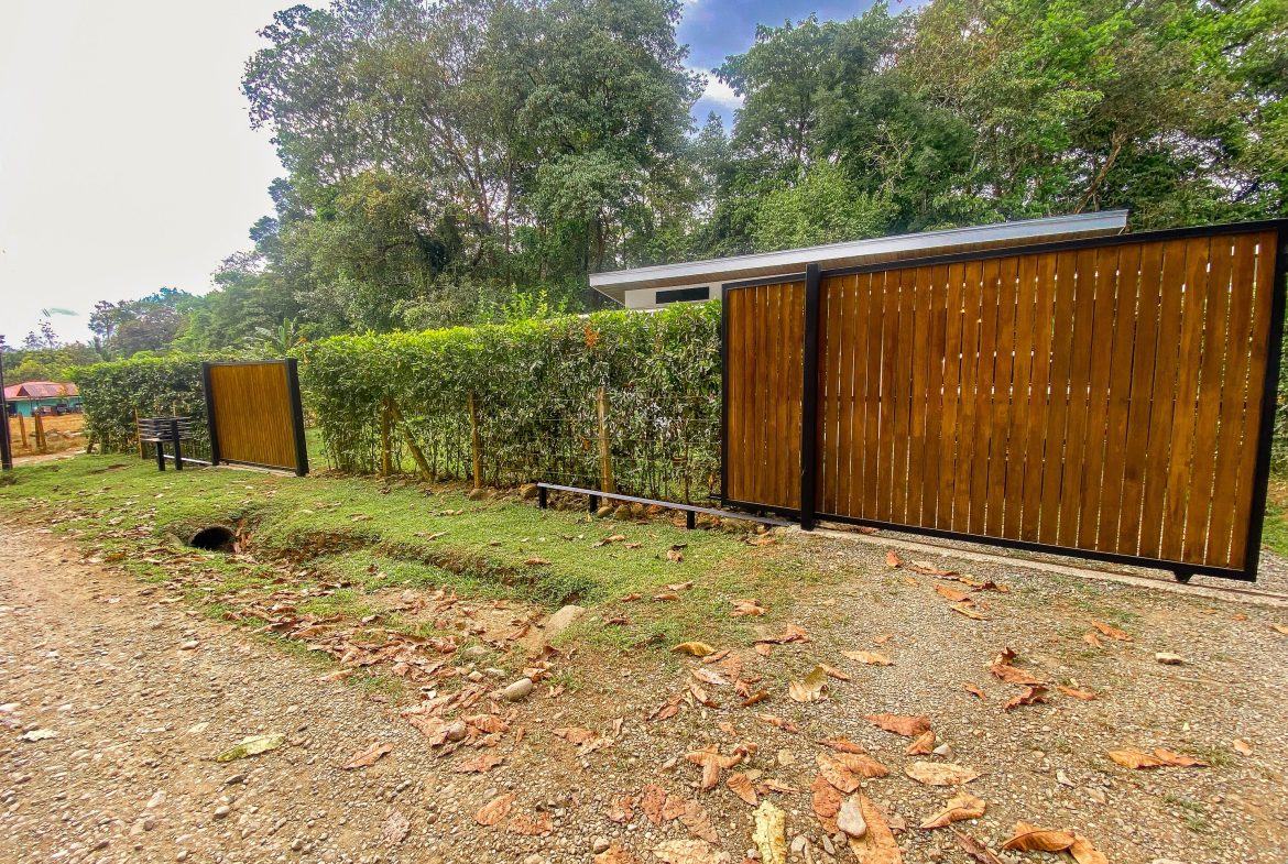 PROPERTY WITH FRUIT TREES IN A BEAUTIFUL GARDEN, IN OJOCHAL – 0.26 ACRES