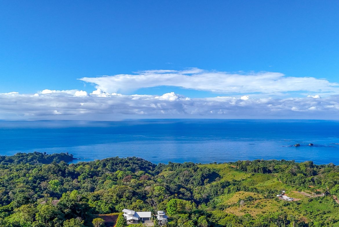 MOUNTAIN PROPERTY WITH ONE BEDROOM WITH OCEAN FRONT VIEWS, IN CINCO VENTANAS – 0.64 ACRES