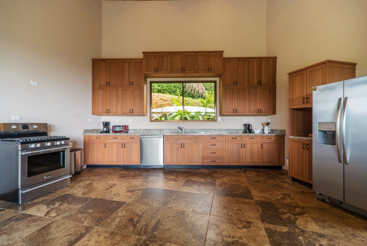 MOUNTAIN PROPERTY WITH A PARTIAL OCEAN VIEWS, IN PLATANILLO – 2.6 ACRES