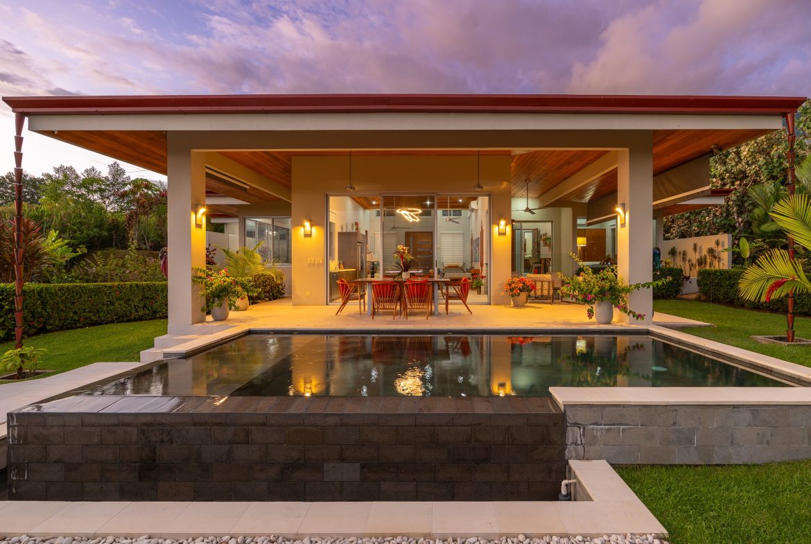 CASA HORIZON BLUE PROPERTY WITH THREE BEDROOM AND OCEAN VIEWS, IN OJOCHAL – 0.25 ACRES, Uvita, Costa Rica — photo 6