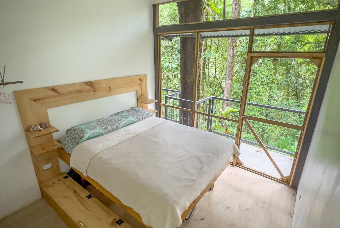 JUNGLE PROPERTY WITH THREE BEDROOM IN THE MIDDLE OF THE NATURE, IN PIEDRAS BLANCAS – 1.87 ACRES