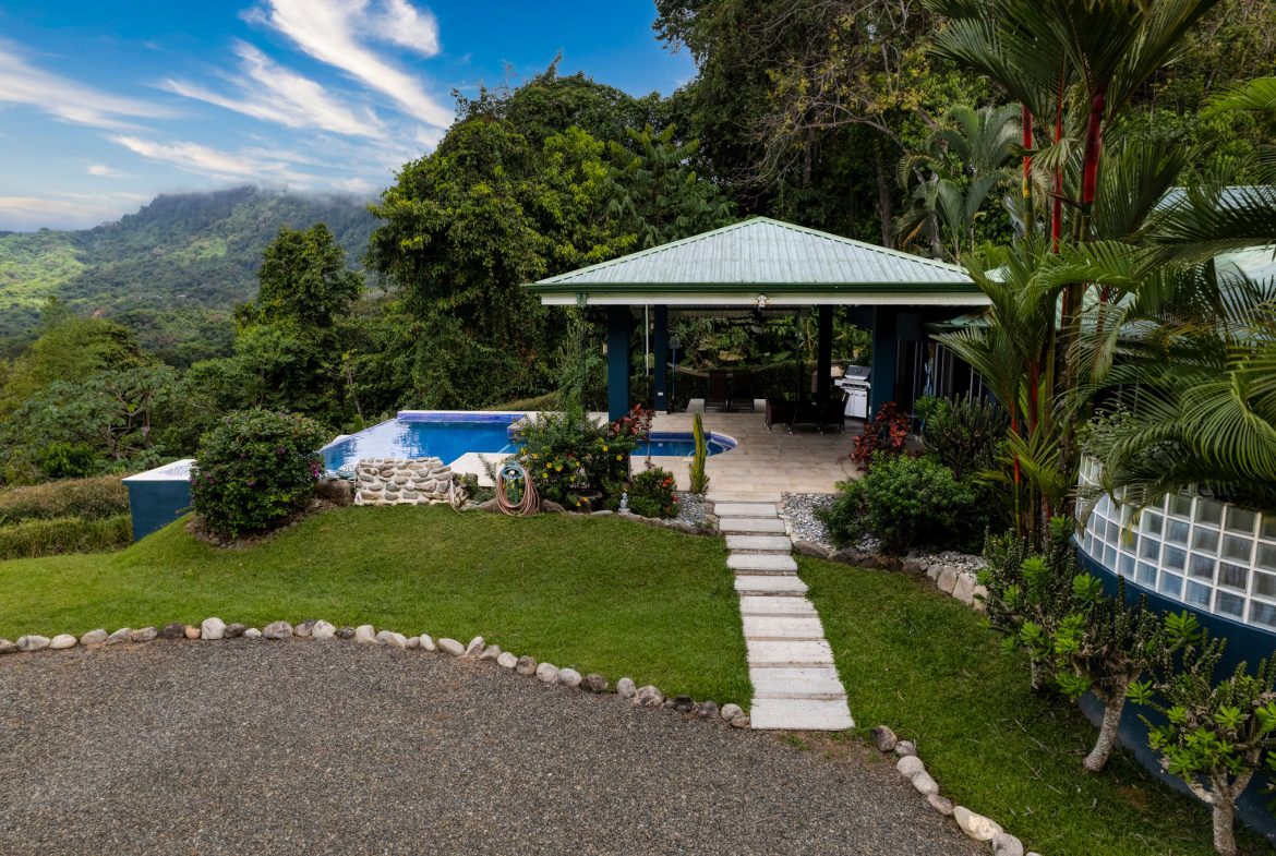 CASA TORTUGA – LAGUNAS OCEAN, MOUNTAIN, AND SUNSET VIEW HOME