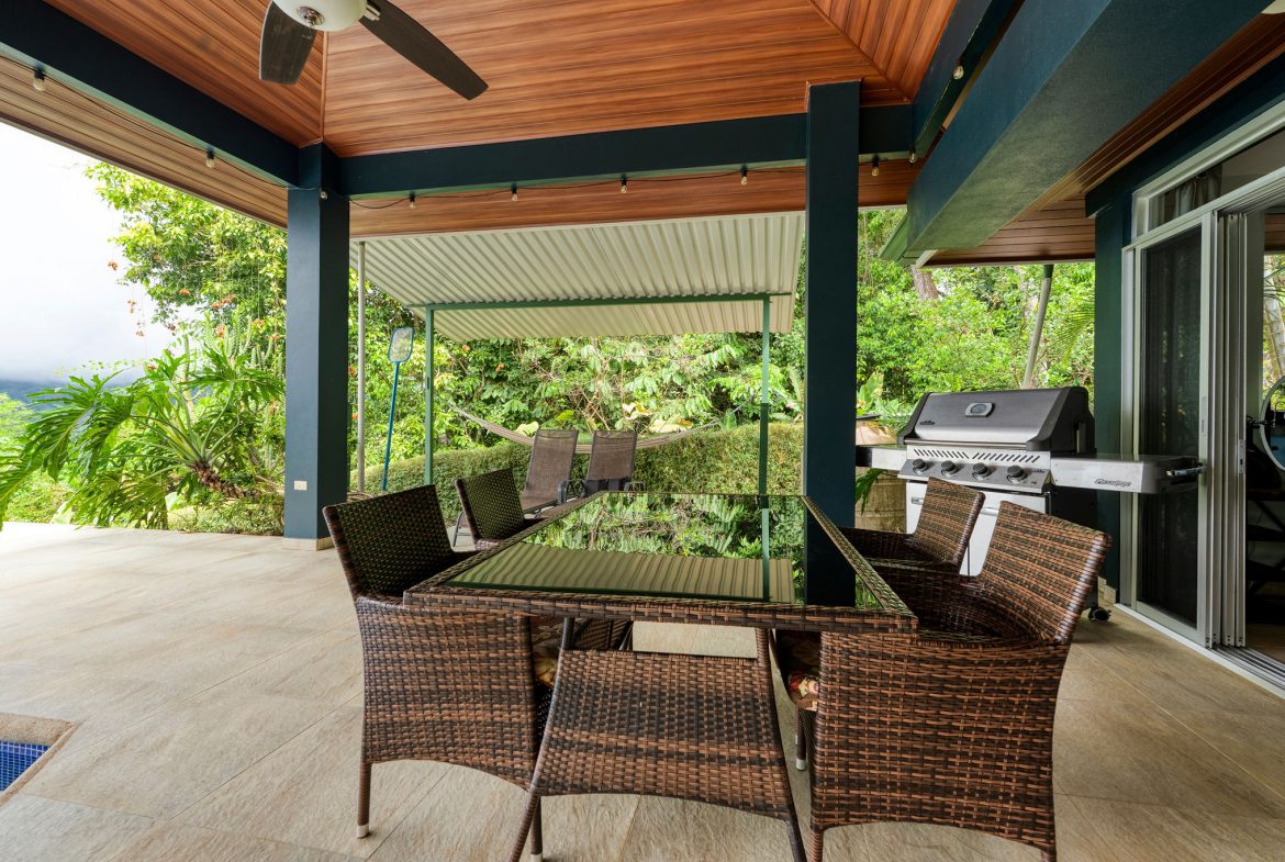 CASA TORTUGA – LAGUNAS OCEAN, MOUNTAIN, AND SUNSET VIEW HOME
