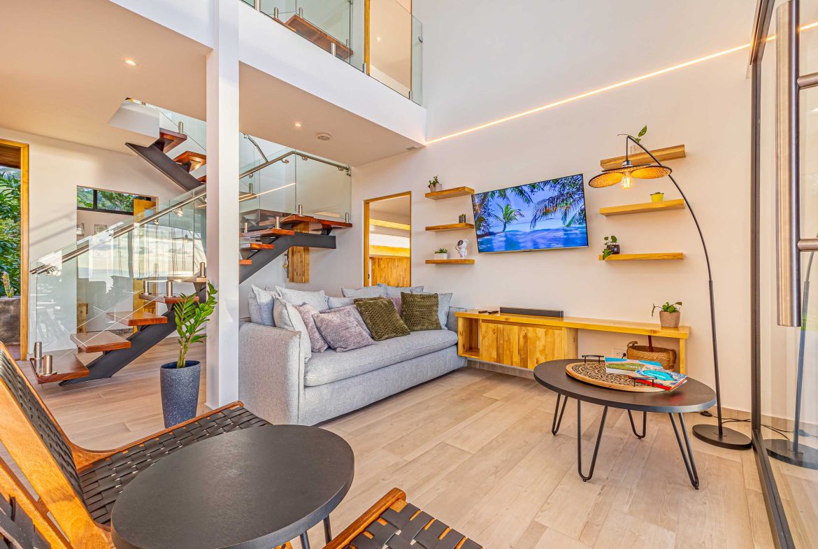 PROPERTY WITH FOUR BEDROOM AND SUNSET VIEWS SURROUNDED IN OF THE NATURE, IN HATILLO – 1.42 ACRES