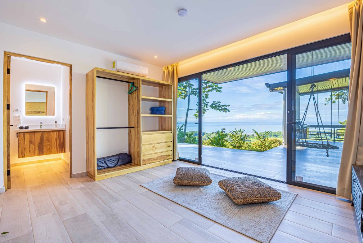 PROPERTY WITH FOUR BEDROOM AND SUNSET VIEWS SURROUNDED IN OF THE NATURE, IN HATILLO – 1.42 ACRES