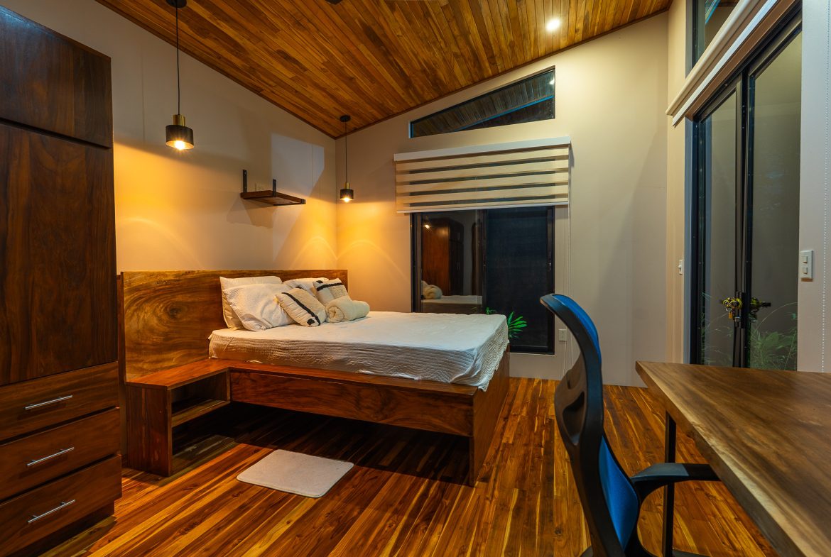 PROPERTY WITH ONE BEDROOM WITH BEAUTIFUL VIEWS OF THE NATURE, IN QUIZARRA PEREZ ZELEDON – 4.5 ACRES