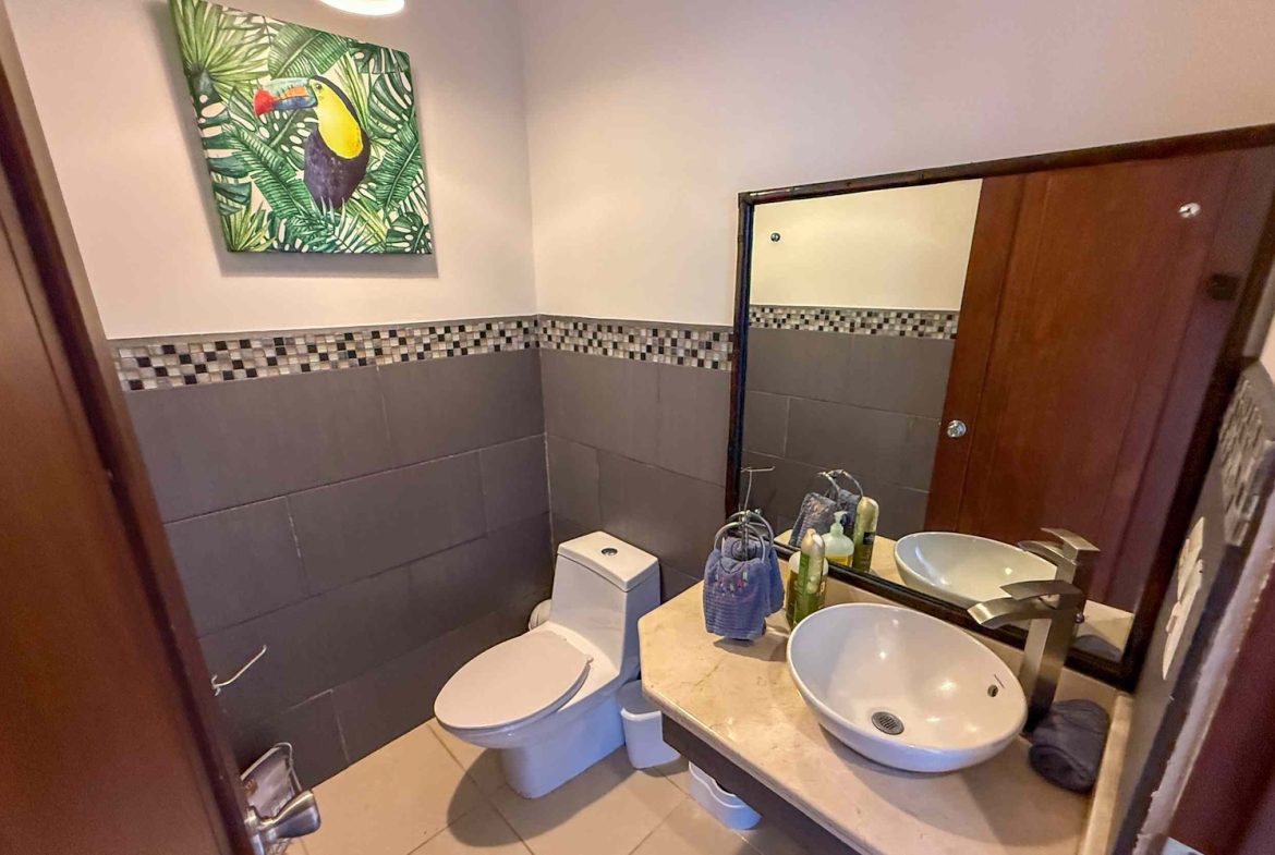MOUNTAIN PROPERTY WITH FOUR BEDROOM WITH OCEAN VIEWS, IN OJOCHAL – 0.37 ACRES