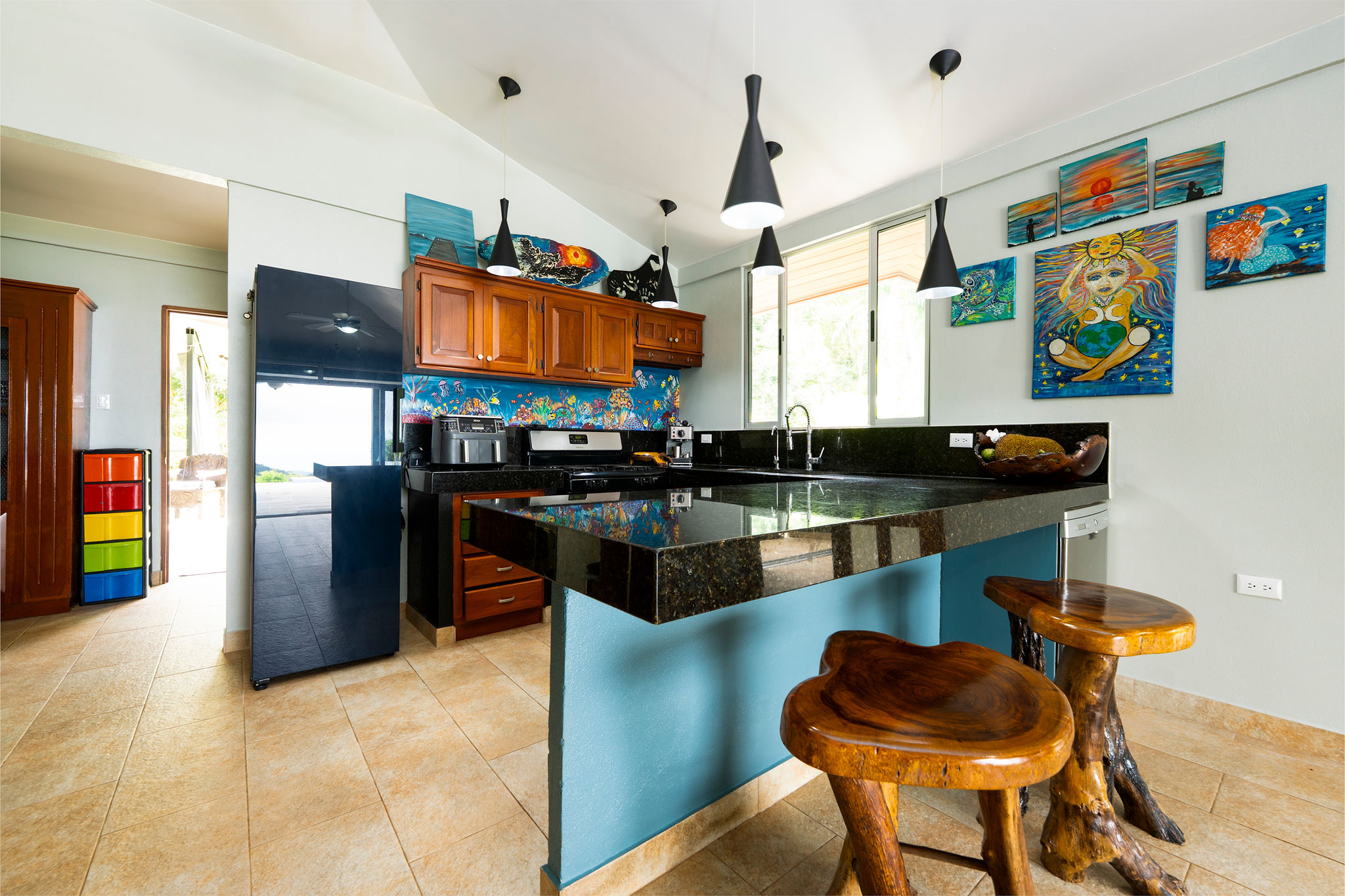 3_living and kitchen_4