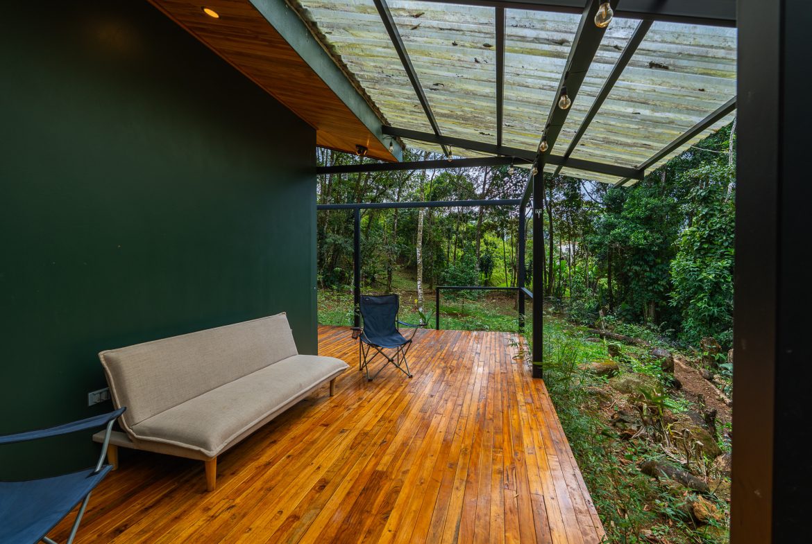 PROPERTY WITH ONE BEDROOM WITH BEAUTIFUL VIEWS OF THE NATURE, IN QUIZARRA PEREZ ZELEDON – 4.5 ACRES