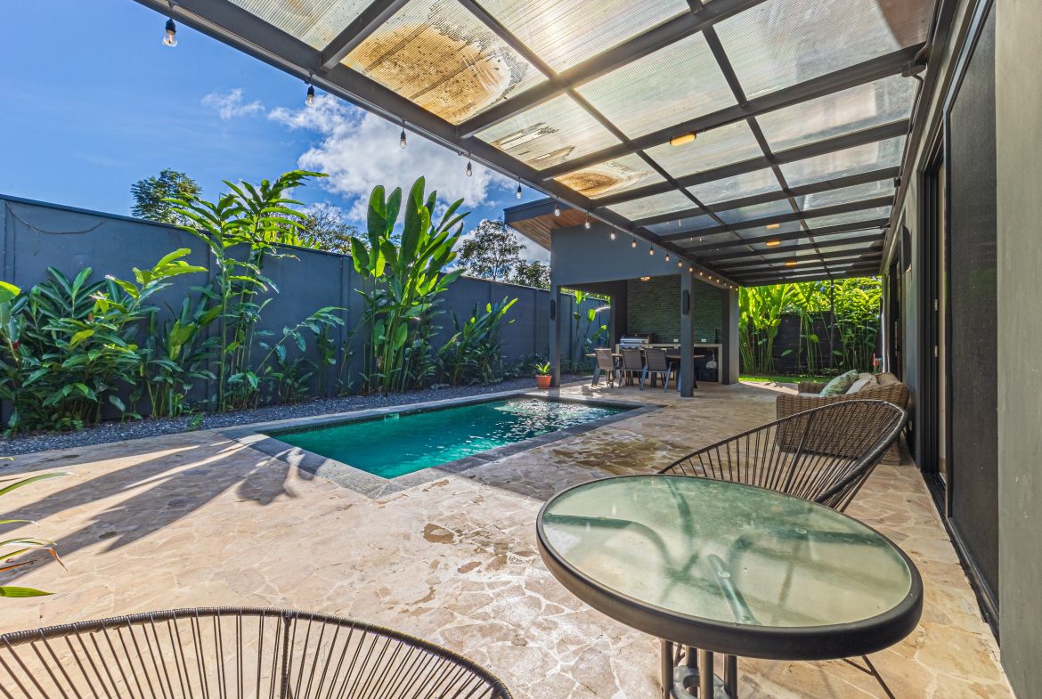 PROPERTY WITH THREE BEDROOM NEAR TO EVERYTHING, IN UVITA CENTER – 0.11 ACRES, Uvita, Costa Rica — photo 8