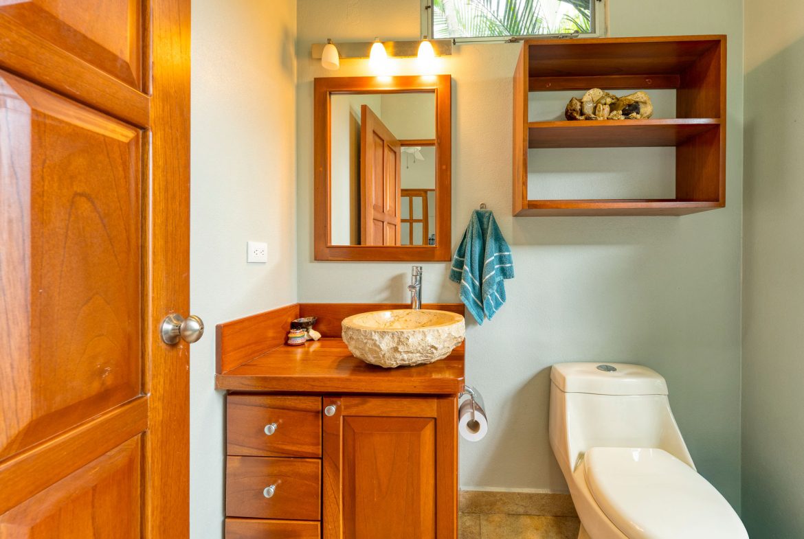 CASA TORTUGA – LAGUNAS OCEAN, MOUNTAIN, AND SUNSET VIEW HOME