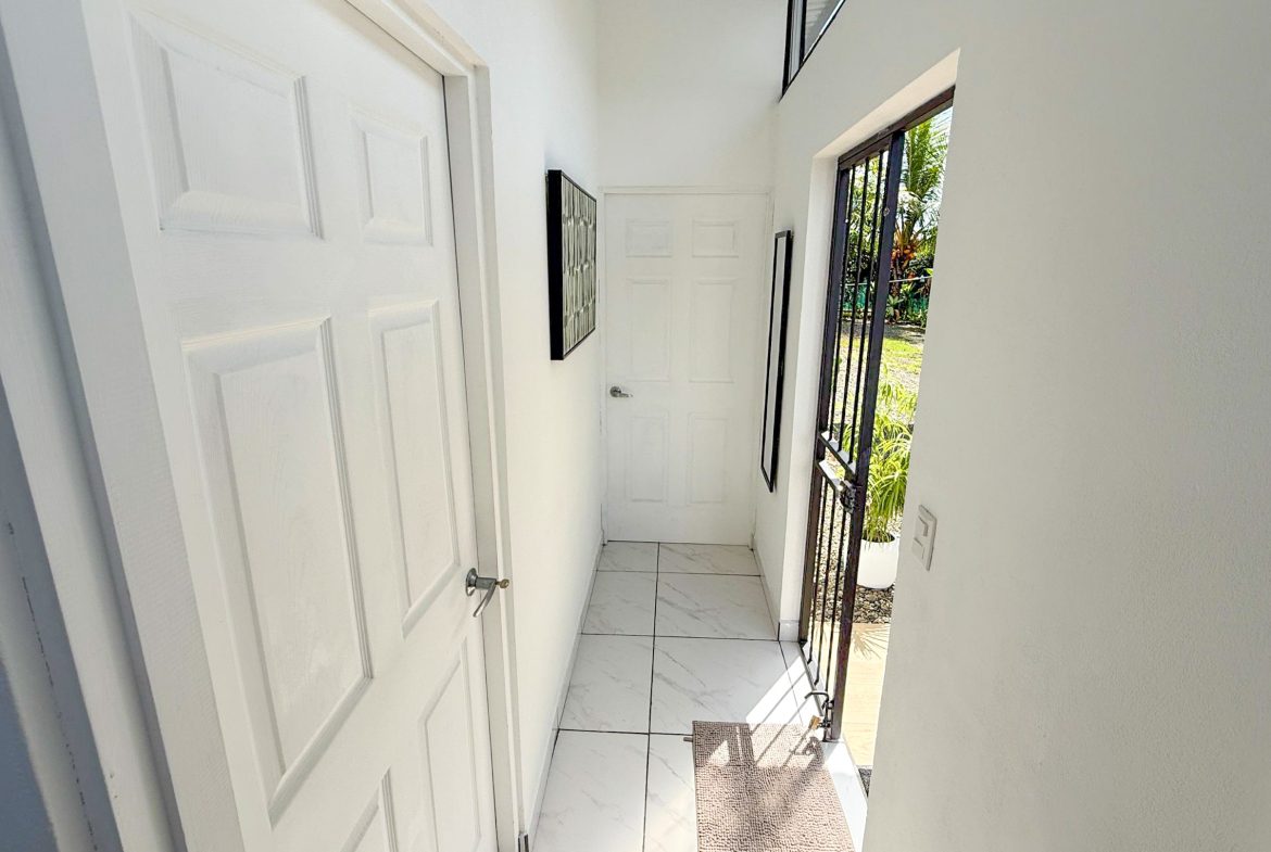 PROPERTY WITH TWO BEDROOM A STEPS OF THE BEACH, IN BAHIA BALLENA – 0.09 ACRES