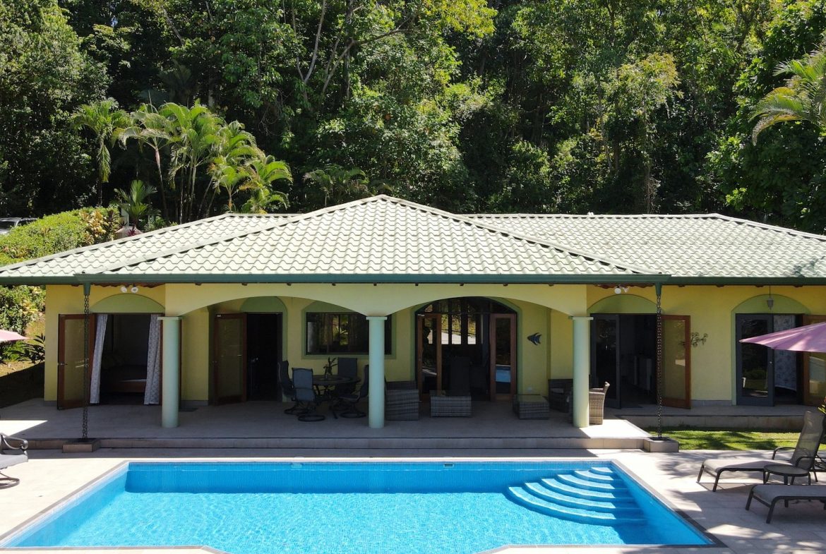JUNGLE PROPERTY WITH THREE BEDROOM IN CINCO VENTANAS – 1.5 ACRES, Uvita, Costa Rica — photo 3