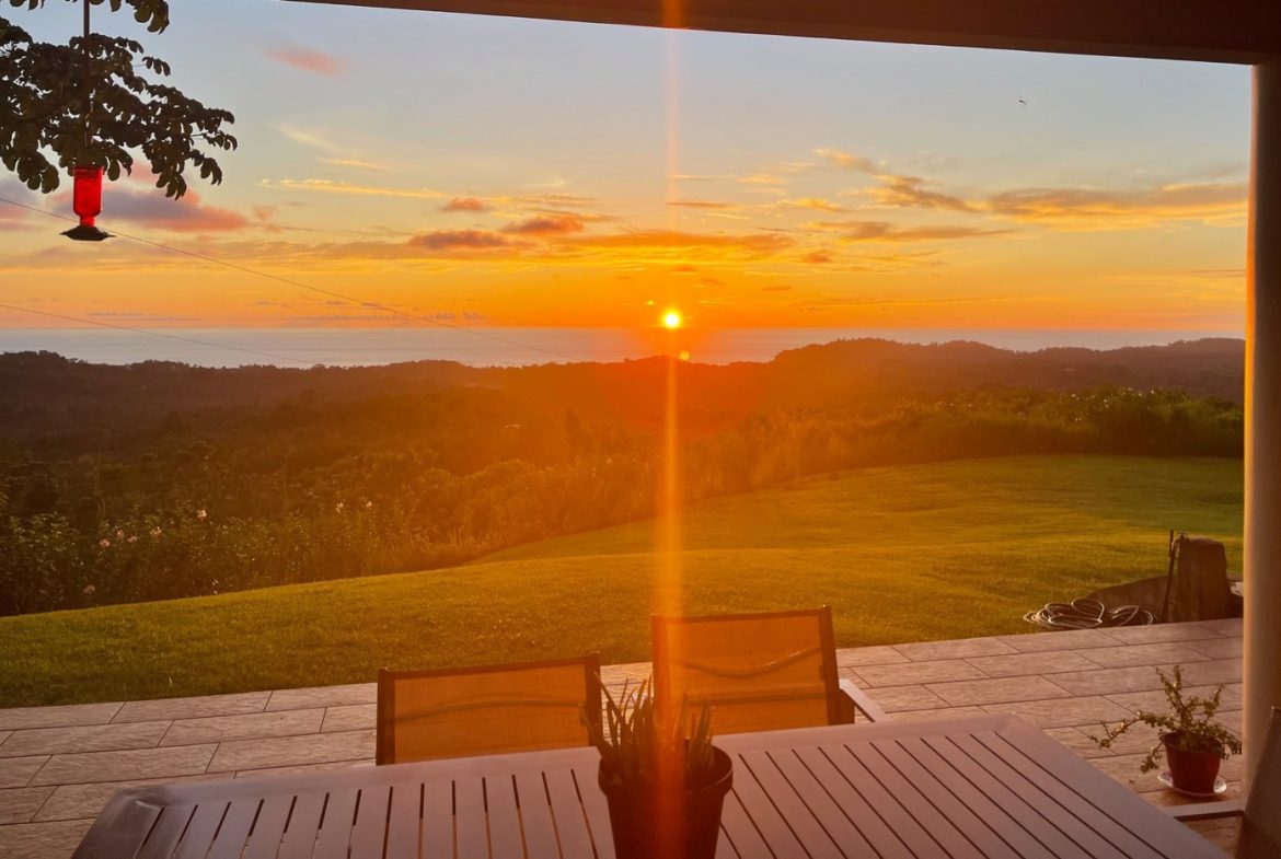 PROPERTY WITH FIVE BEDROOM IN OJOCHAL WITH SUNSET VIEWS – 0.65 ACRES