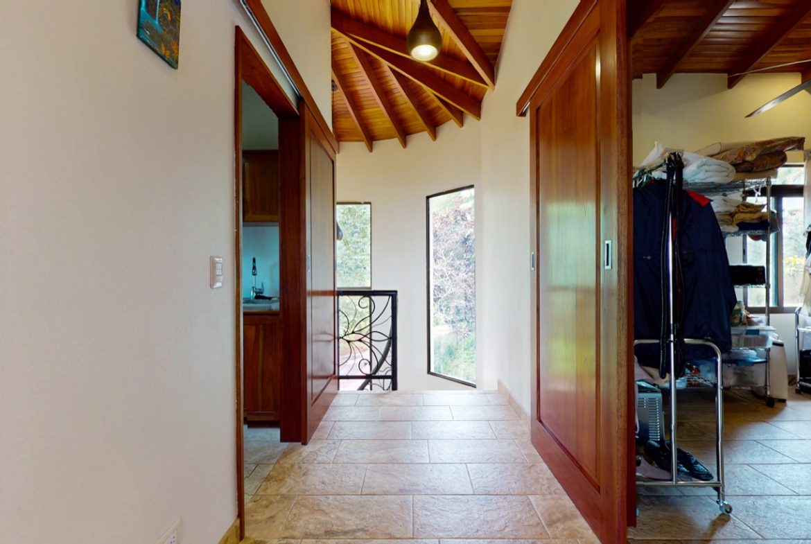 PROPERTY WITH FIVE BEDROOM IN OJOCHAL WITH SUNSET VIEWS – 0.65 ACRES