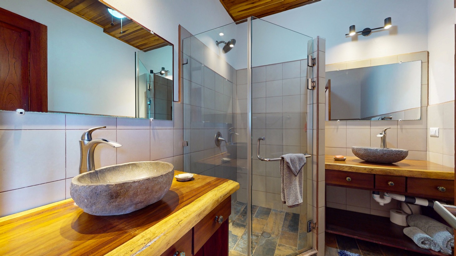 Property For Sale in Ojochal Costa Rica