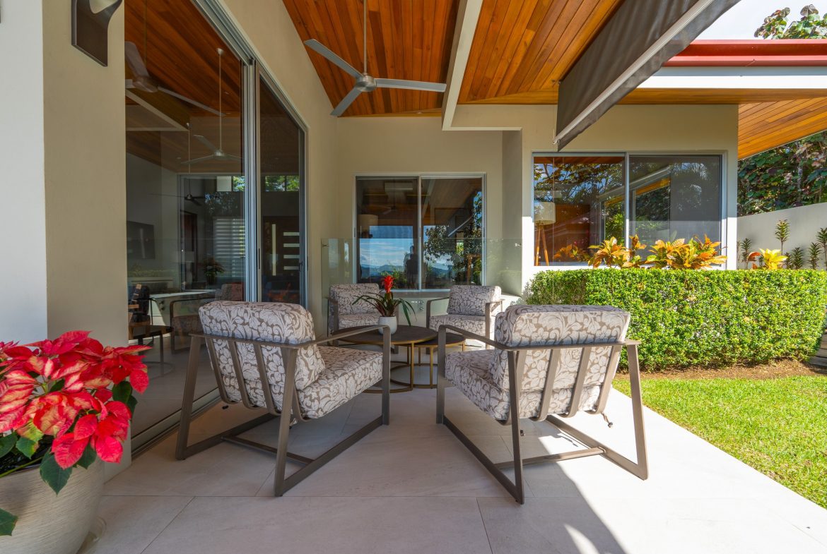 CASA HORIZON BLUE PROPERTY WITH THREE BEDROOM AND OCEAN VIEWS, IN OJOCHAL – 0.25 ACRES