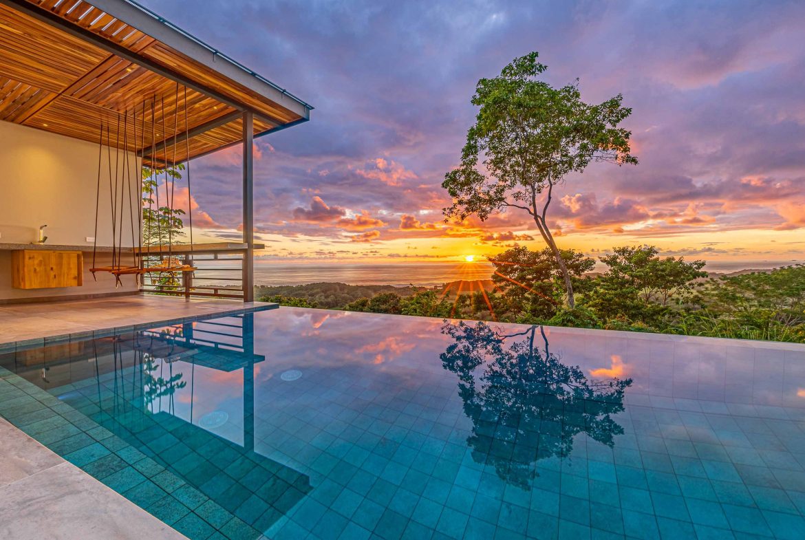 PROPERTY WITH FOUR BEDROOM AND SUNSET VIEWS SURROUNDED IN OF THE NATURE, IN HATILLO – 1.42 ACRES, Uvita, Costa Rica — photo 8