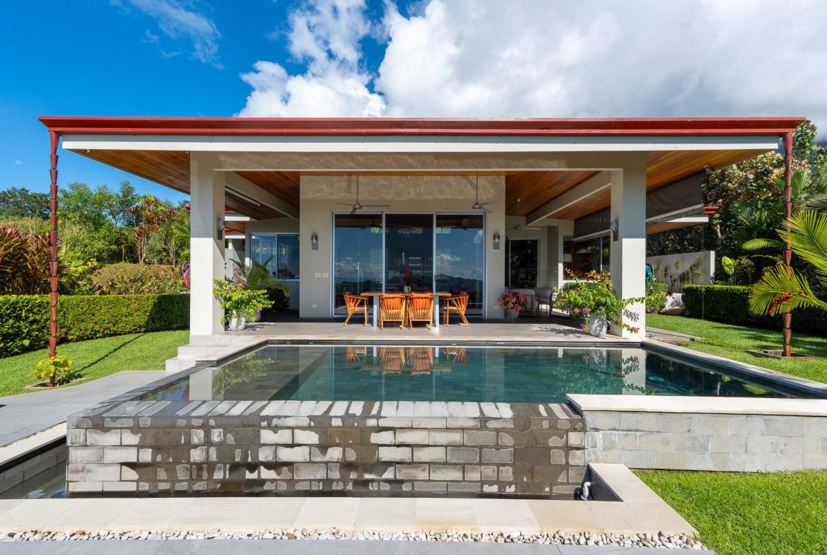 CASA HORIZON BLUE PROPERTY WITH THREE BEDROOM AND OCEAN VIEWS, IN OJOCHAL – 0.25 ACRES, Uvita, Costa Rica — photo 5