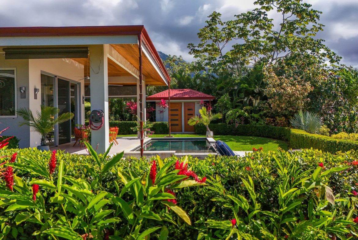 CASA HORIZON BLUE PROPERTY WITH THREE BEDROOM AND OCEAN VIEWS, IN OJOCHAL – 0.25 ACRES