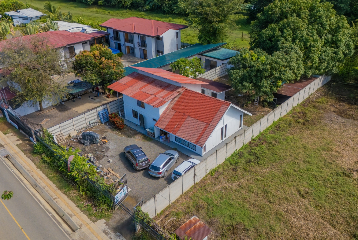 Apartments within Walking Distance to the Beach In Uvita – 0.21 Acres
