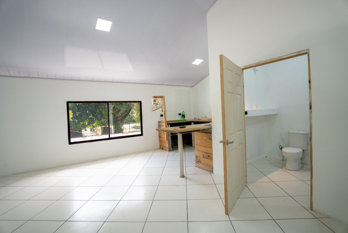 Apartments within Walking Distance to the Beach In Uvita – 0.21 Acres