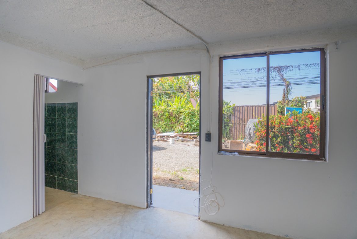 Apartments within Walking Distance to the Beach In Uvita – 0.21 Acres
