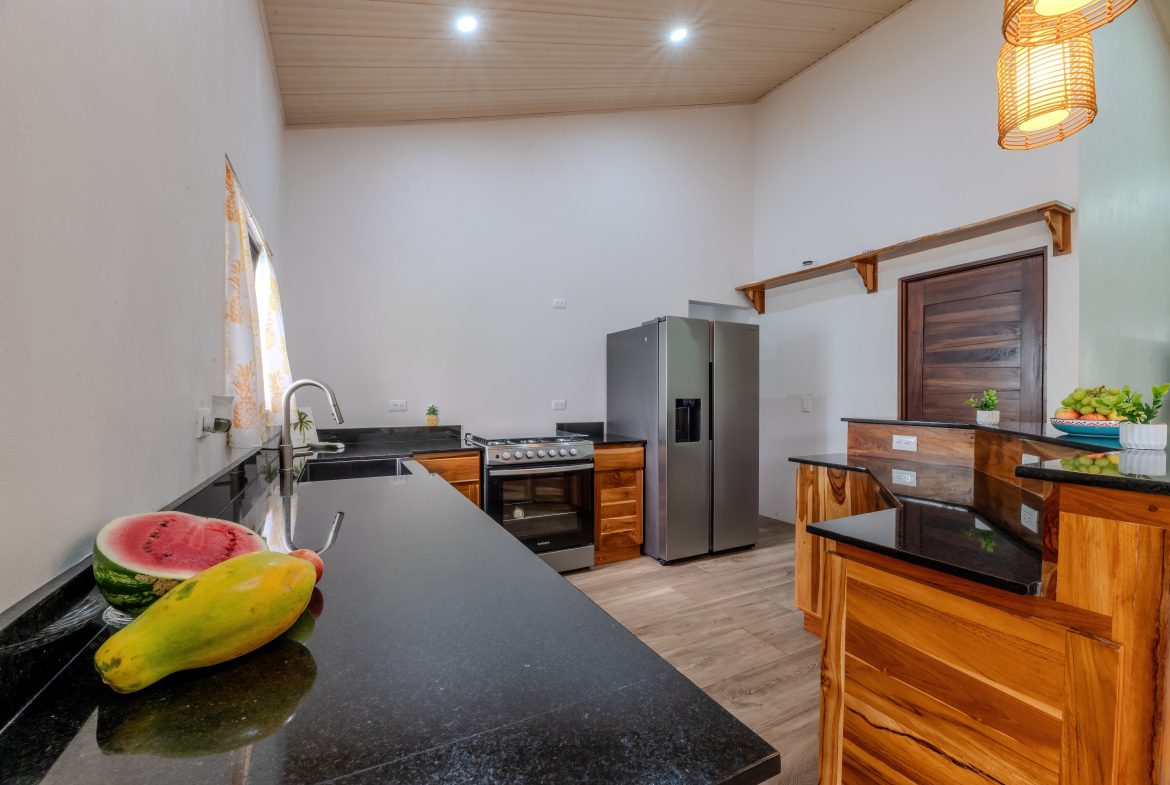 PROPERTY WITH TWO BEDROOMS IN A GATED ENTRANCE, IN QUEPOS – 0.083 ACRES