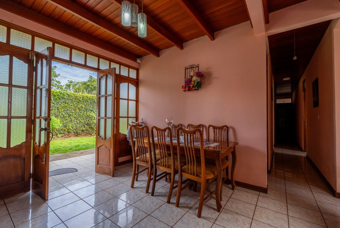 PROPERTY MULTI FAMILY WITH FIVE BEDROOMS, IN PEREZ ZELEDON – 0.26 ACRES, Uvita, Costa Rica — photo 8