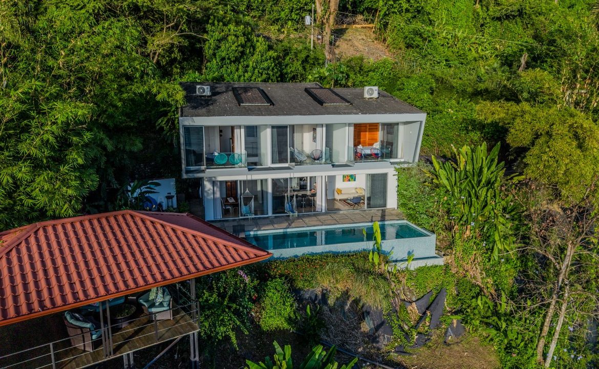 PROPERTY WITH THREE BEDROOM WITH BALCONY AND PANORAMIC VIEWS OF THE OCEAN AND SUNRISE, IN DOMINICAL AYACUCHO – 0.3 ACRES, Uvita, Costa Rica — photo 3