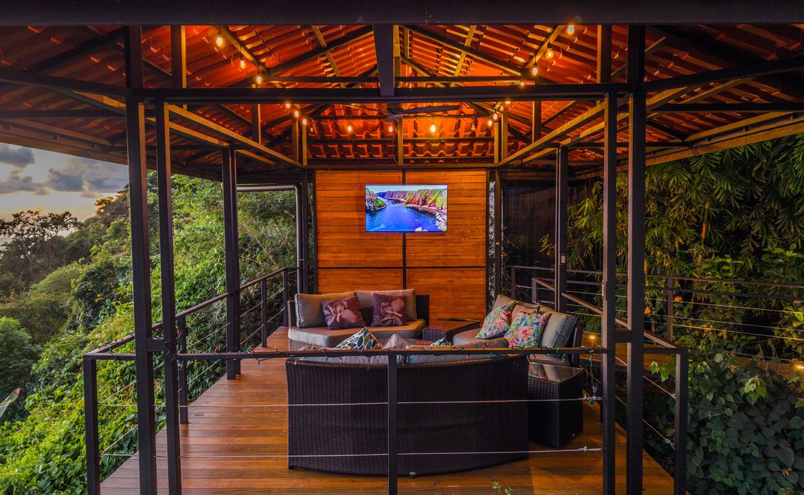 PROPERTY WITH THREE BEDROOM WITH BALCONY AND PANORAMIC VIEWS OF THE OCEAN AND SUNRISE, IN DOMINICAL AYACUCHO – 0.3 ACRES, Uvita, Costa Rica — photo 7