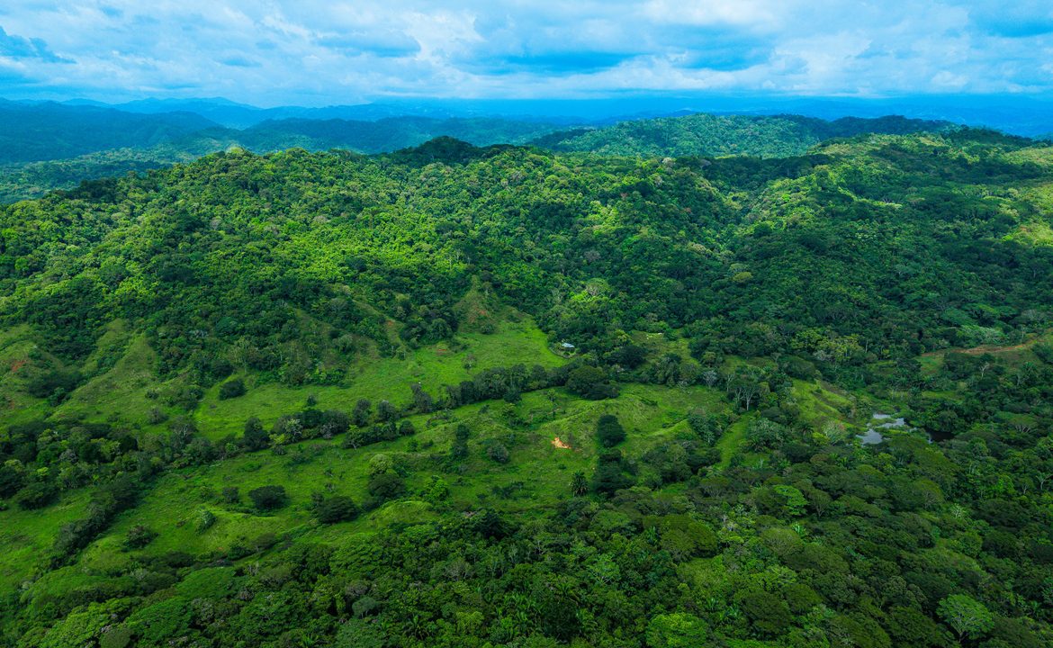 RANCHO LEGACY OCEANFRONT: 4,850 ACRES IN ESTERILLOS