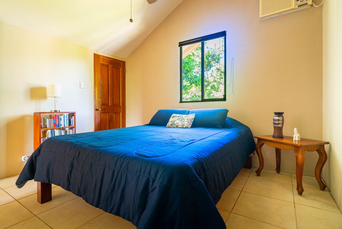 CASA BRISA TWO FLOOR PROPERTY WITH BEAUTIFUL VIEWS OF THE GARDEN, IN BAHIA BALLENA – 0.27 ACRES