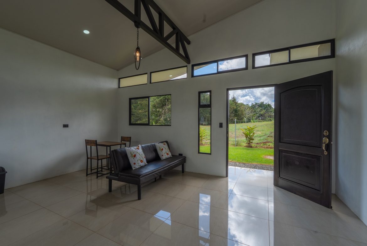 PROPERTY WITH TWO BEDROOM WITH GARDEN VIEWS, IN PEREZ ZELEDON – 0.12 ACRES, Uvita, Costa Rica — photo 5
