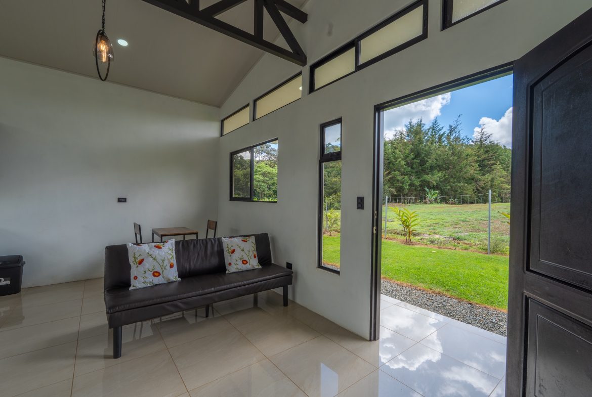 PROPERTY WITH TWO BEDROOM WITH GARDEN VIEWS, IN PEREZ ZELEDON – 0.12 ACRES, Uvita, Costa Rica — photo 8