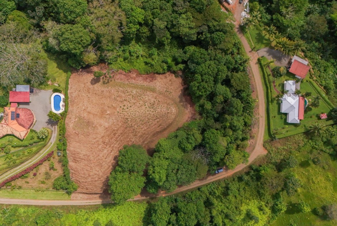 BUILDING PROPERTY WITH PARTIAL OCEAN VIEWS, IN OJOCHAL – 3.12 ACRES