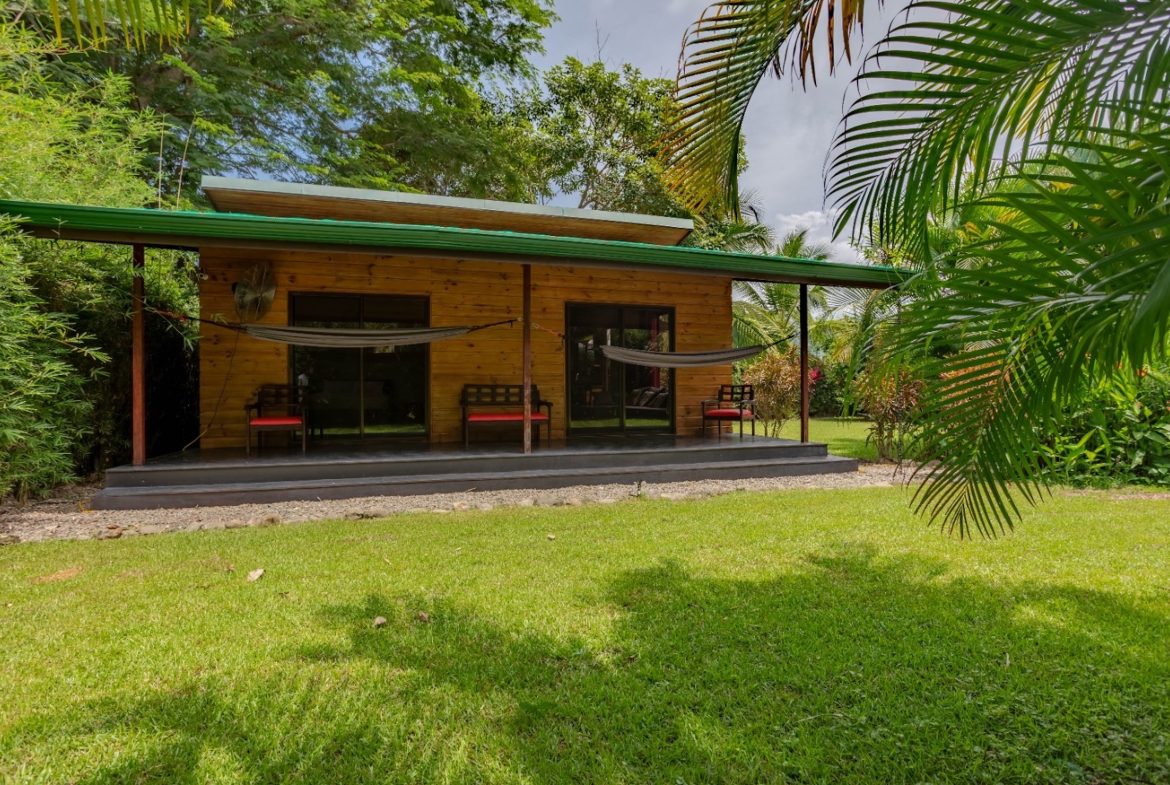 CASA JARDIN PROPERTY WITH TWO BEDROOMS, IN BAHIA BALLENA – 0.12 ACRES, Uvita, Costa Rica — photo 4