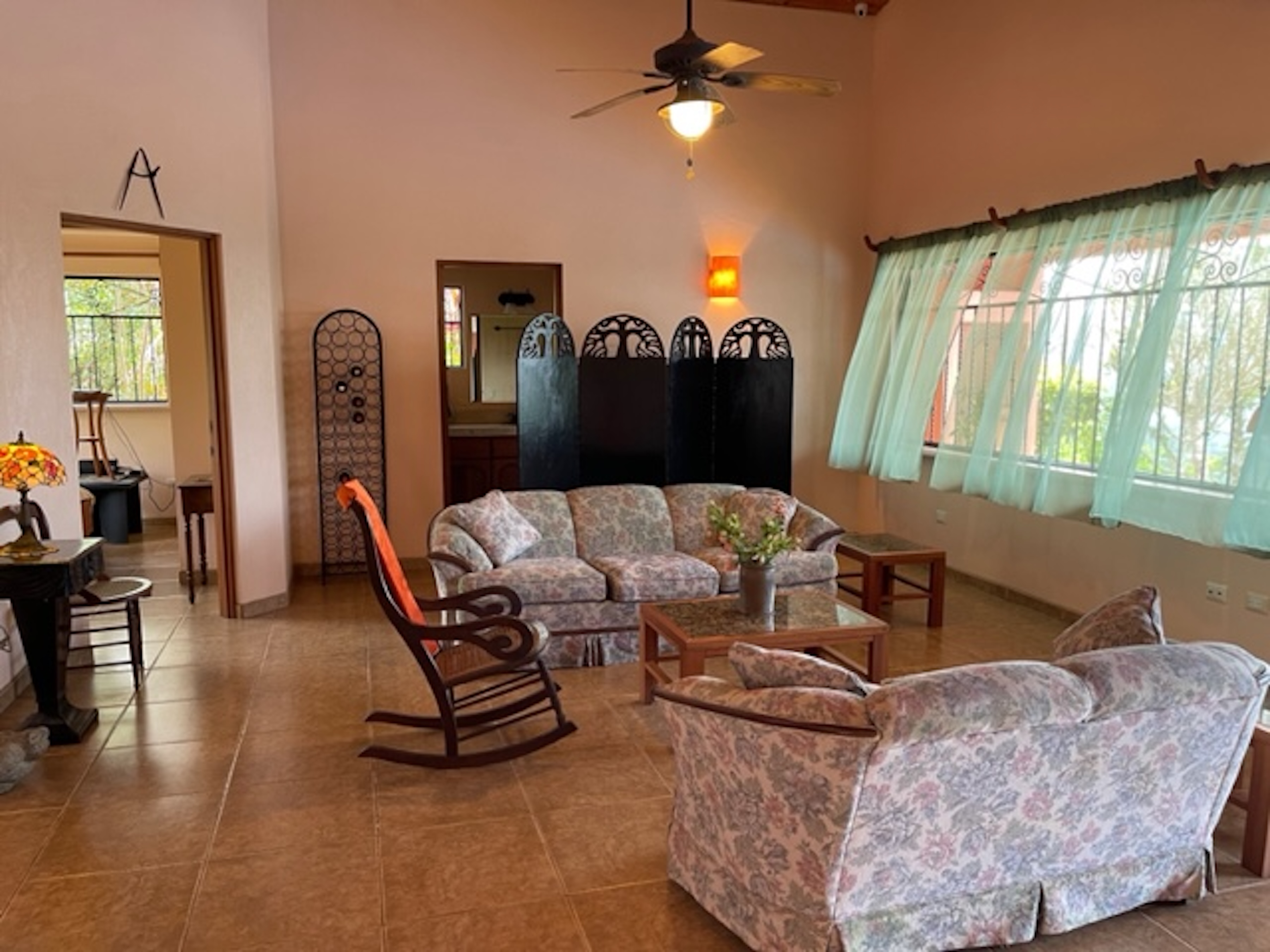 MOUNTAIN PROPERTY WITH A GUEST HOUSE, IN PLATANILLO – 5.2 ACRES