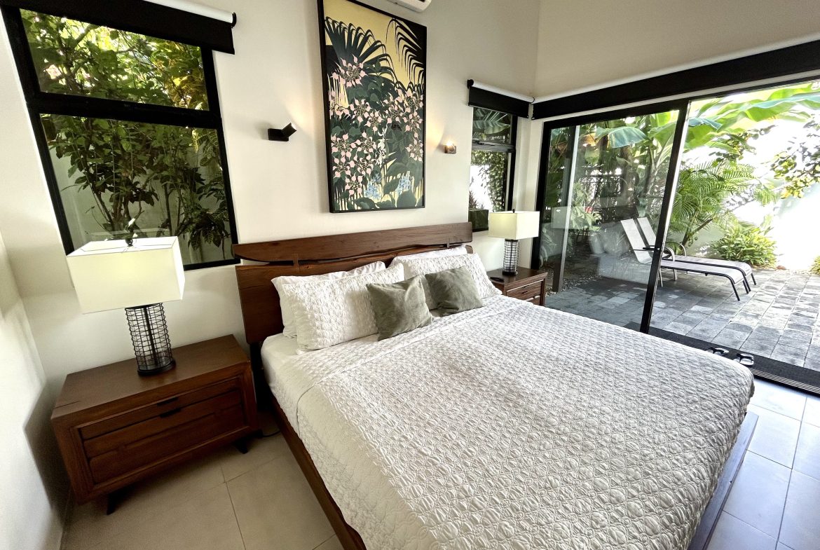 PROPERTY WITH TWO BEDROOM, NEAR TO EVERYTHING, IN UVITA – 0.095 ACRES