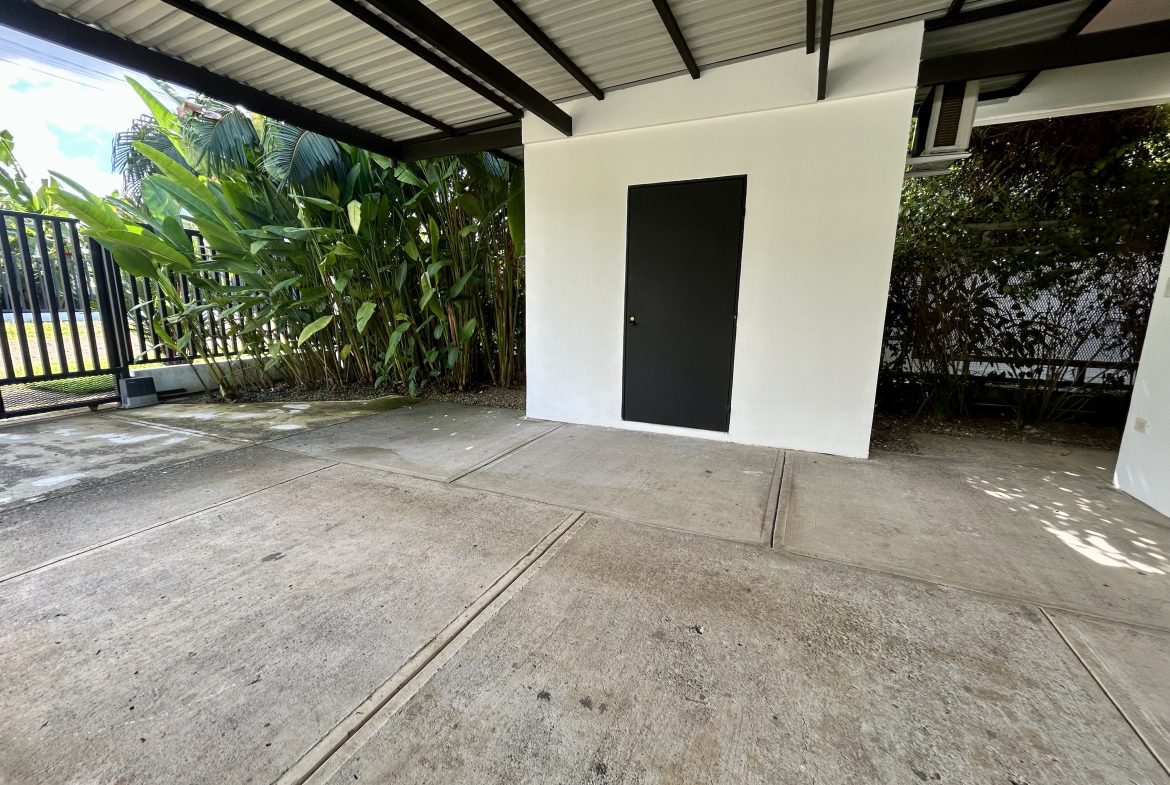 PROPERTY WITH TWO BEDROOM, NEAR TO EVERYTHING, IN UVITA – 0.095 ACRES