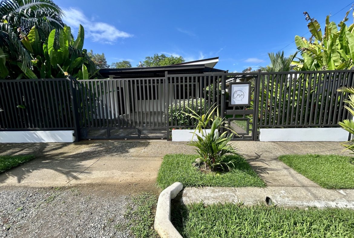 PROPERTY WITH TWO BEDROOM, NEAR TO EVERYTHING, IN UVITA – 0.095 ACRES, Uvita, Costa Rica — photo 5