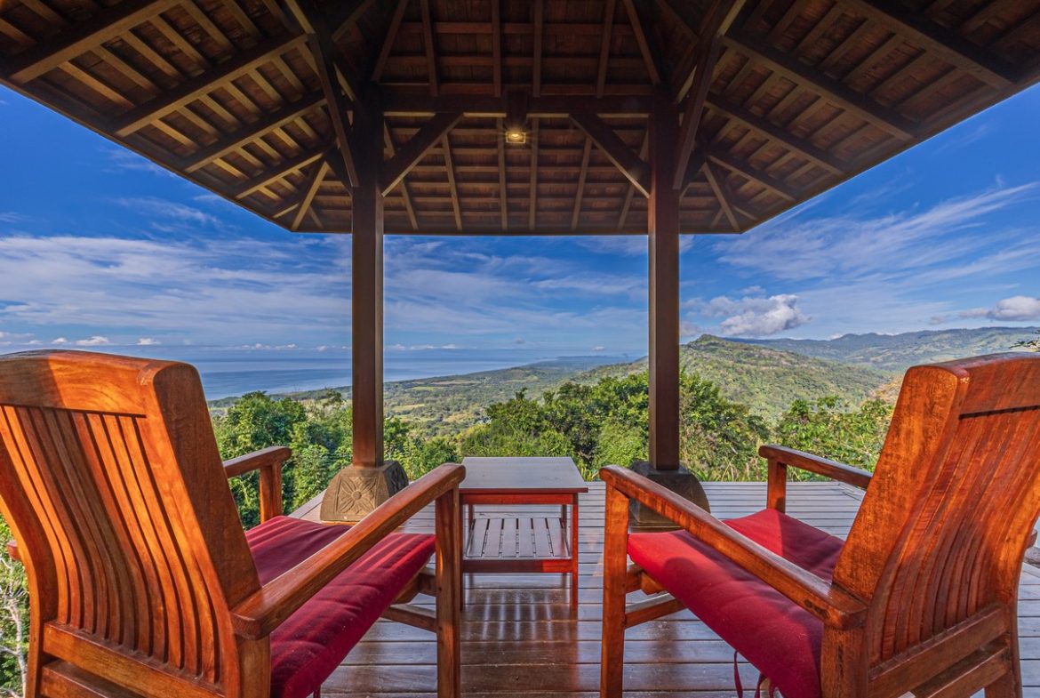 PROPERTY WITH TWO BEDROOMS IN THE MOUNTAIN, IN HATILLO – 1.37 ACRES