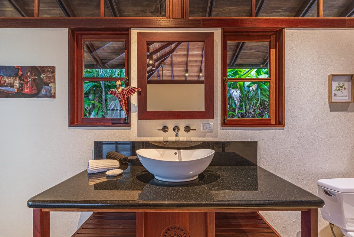 PROPERTY WITH TWO BEDROOMS IN THE MOUNTAIN, IN HATILLO – 1.37 ACRES