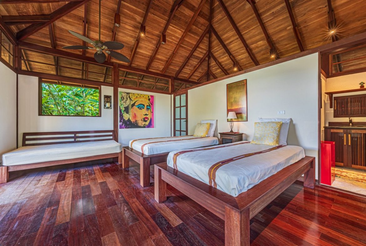 PROPERTY WITH TWO BEDROOMS IN THE MOUNTAIN, IN HATILLO – 1.37 ACRES