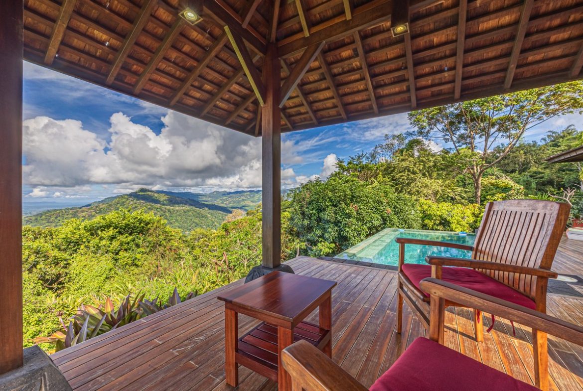 PROPERTY WITH TWO BEDROOMS IN THE MOUNTAIN, IN HATILLO – 1.37 ACRES