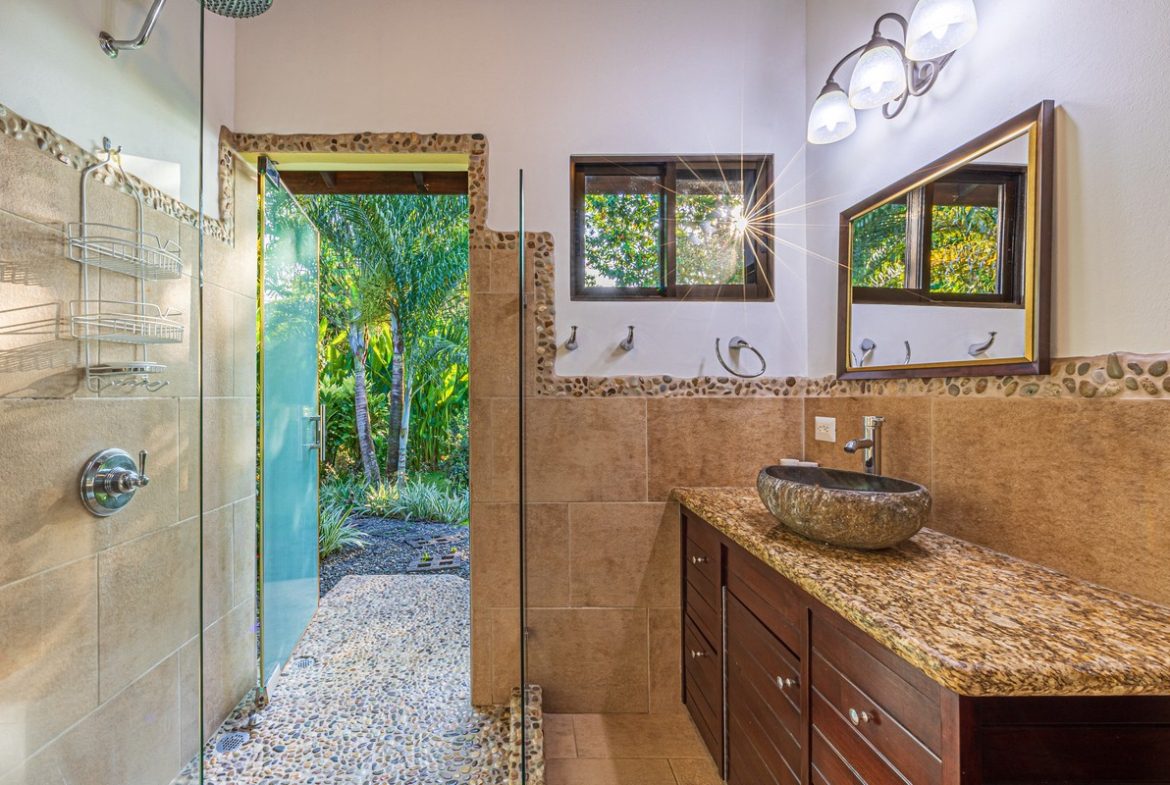 PROPERTY WITH TWO BEDROOM IN A GATED COMMUNITY, IN ESCALERAS COSTA VERDE – 2 ACRES